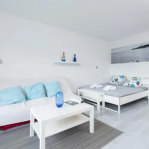 Apartment Nice Studio In Siesta 2 In Puerto 2